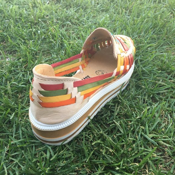 Ladies Closed Toe Authentic Mexican Leather Sandal - Picture 3 of 6